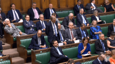 Sir David raises issue of benefits for people without sight 